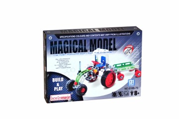 816B-79 Tractor met aanhangwagen