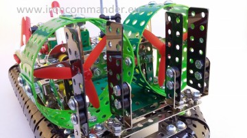 816L-6 Leger hovercraft met mechanisch bewegende delen