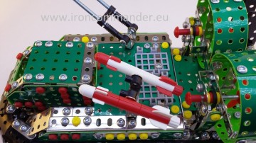 816L-6 Leger hovercraft met mechanisch bewegende delen